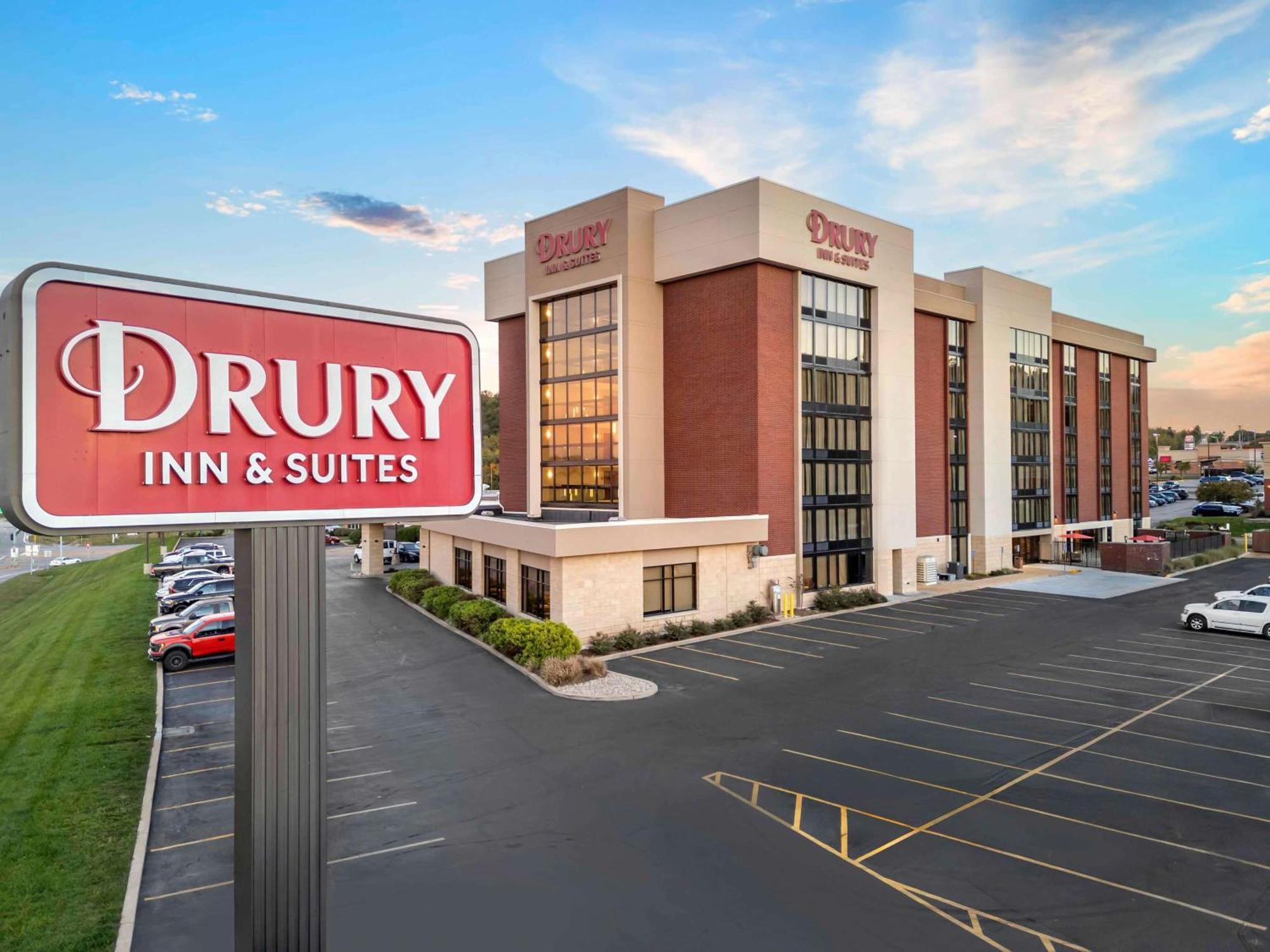 Drury Inn & Suites St. Louis-Southwest Valley Park Экстерьер фото