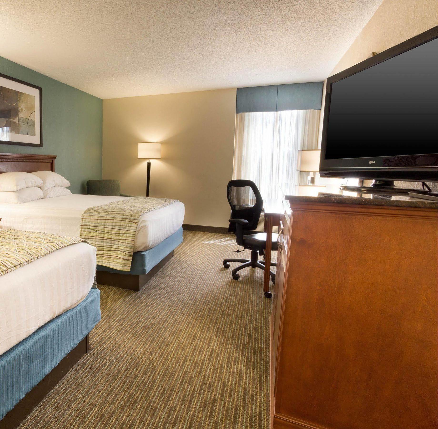 Drury Inn & Suites St. Louis-Southwest Valley Park Экстерьер фото